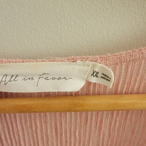 All In Favor Dolman Plissé Midi Dress w Center Twist Knot Deep V Neckline - Picture 14 of 15